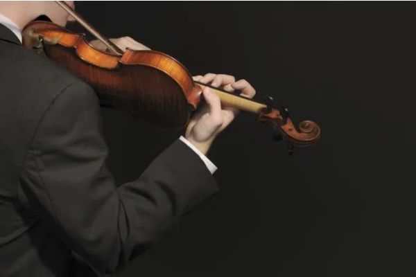 How to Hold a Violin